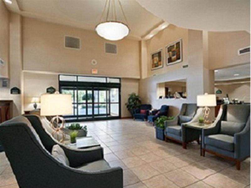 Spark By Hilton Greensboro Esterno foto