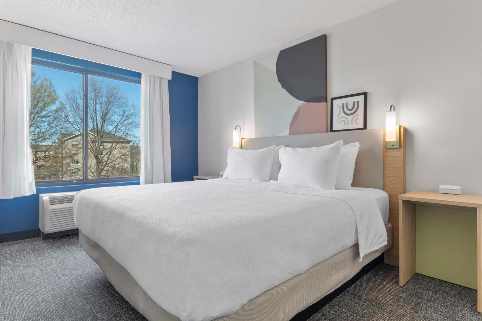 Spark By Hilton Greensboro Esterno foto