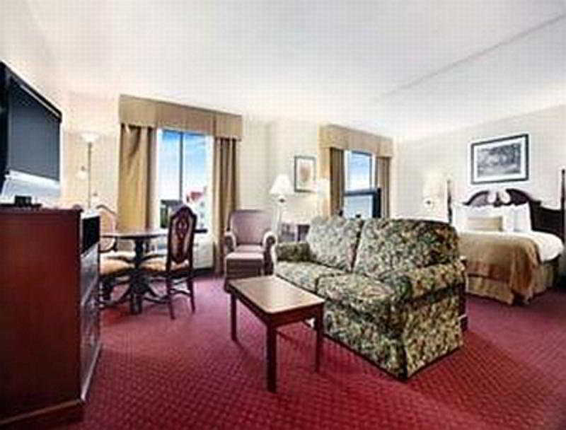 Spark By Hilton Greensboro Esterno foto